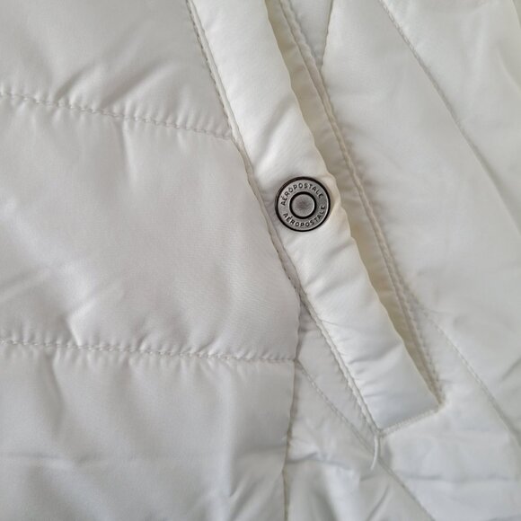 Aeropostale Y2K Hooded Puffer Jacket w/ Faux Fur Trim, White, Full Zip Closure - Picture 2 of 9